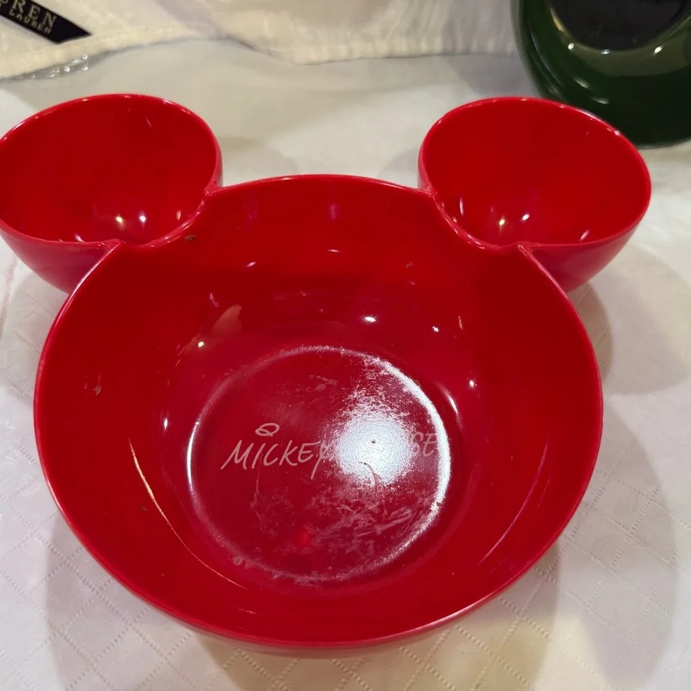 Mickey Mouse Red and Green plastic Plates